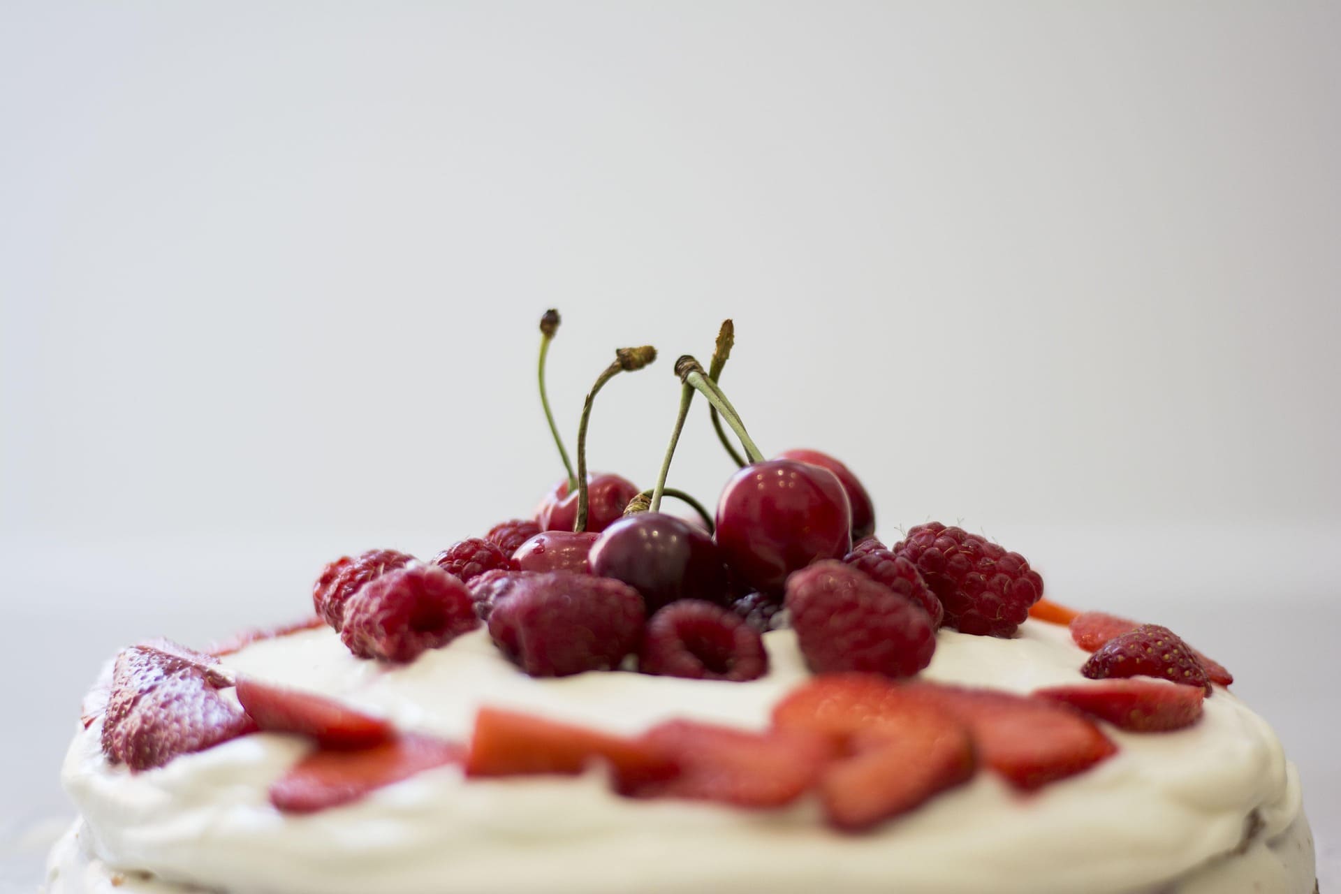 🎂 Le jour de fête : cette tradition où on célèbre que ton corps se rapproche tranquillement de la tombe